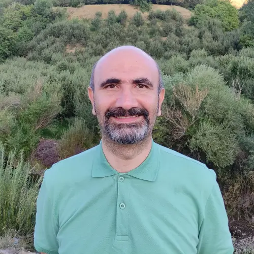 بابک بهادری